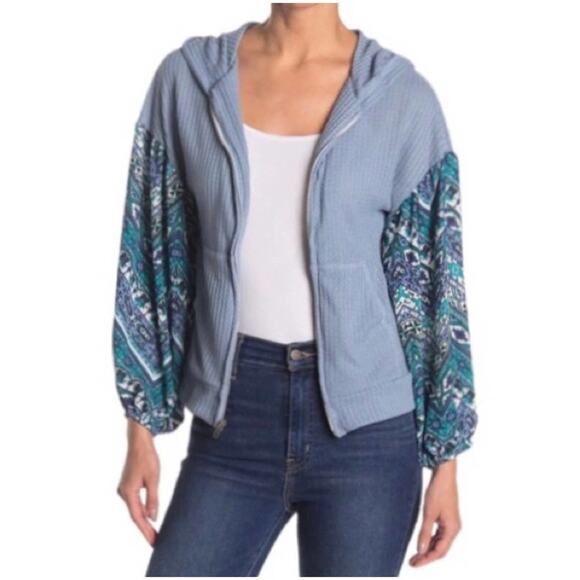 Baea Blue Floral Balloon Sleeve Thermal Knit Full Zip Hoodie Size Large NWT - Picture 3 of 13